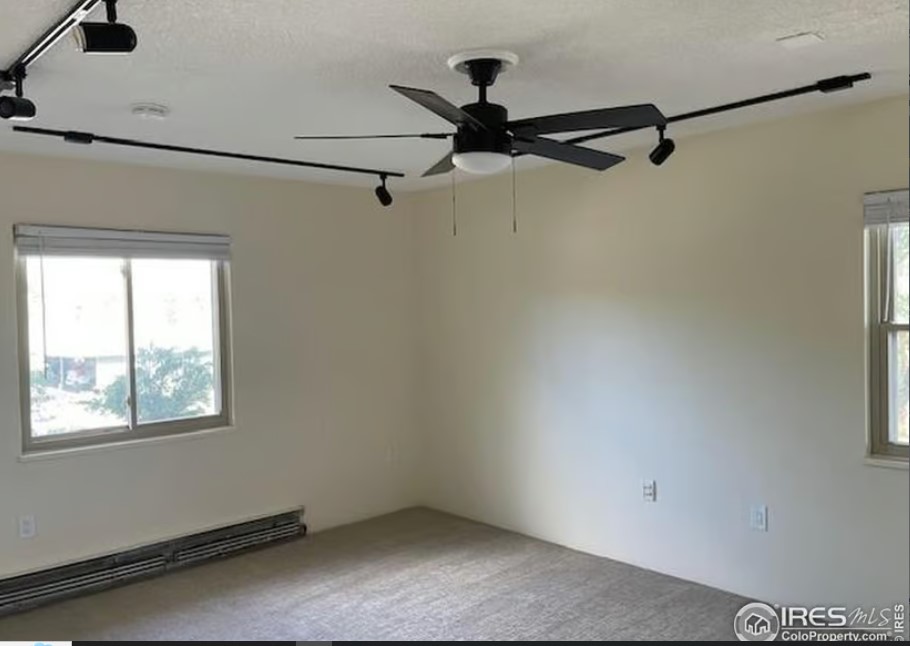 Lovely 2-Bed, 1.5 Bath Home
